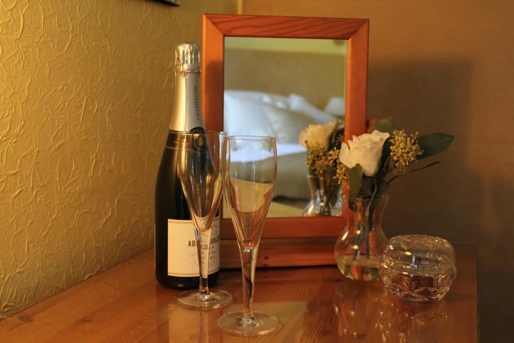 Shakespeare'S View Hotel Стратфорд на Ейвън Стая снимка